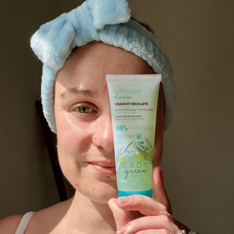 Gentle Face & Neck Scrub